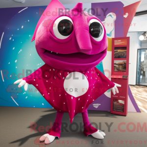 Magenta Stingray maskot...