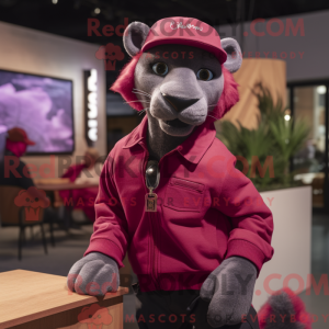 Magenta Panther maskot...