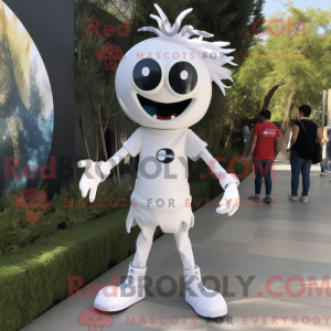 Hvid Momentum maskot...