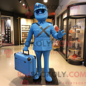 Uma figura de máscara de...