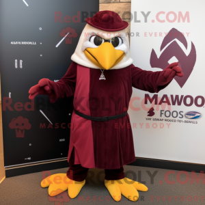 Maroon Falcon maskot...