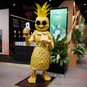 Máscara de abacaxi dourado...