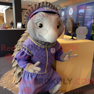 Lavendel Armadillo maskot...