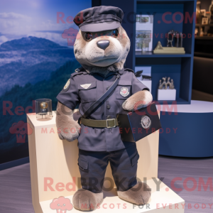 Figura de máscara de dragão...