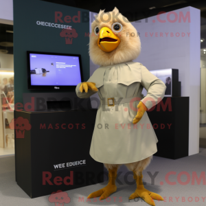 Personaggio mascotte pollo...