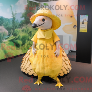 Mascotte de pangolin jaune...