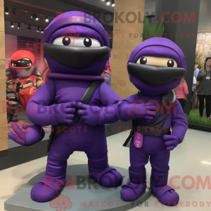 Personaggio mascotte viola...
