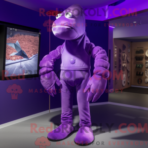 Purple Lobster maskot...