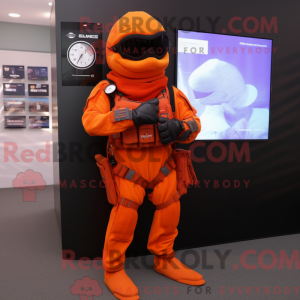 Orange Marine Recon maskot...