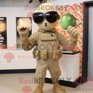 Postava maskota Tan Grenade...