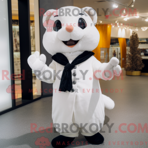 Hvid Moussaka maskot...