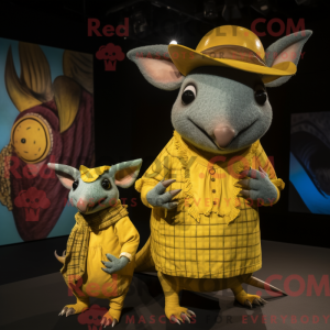 Gul Armadillo maskot...