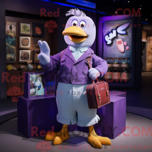 Purple Gull maskot...