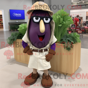 Tan Aubergine maskot...