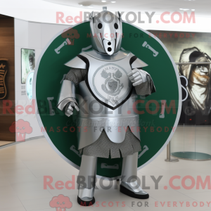 Silver Celtic Shield maskot...