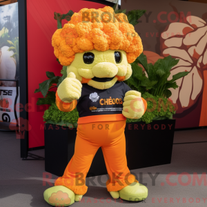 Máscara de flores laranja...