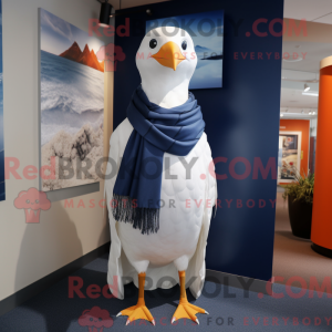 Maskotka Navy Seagull to...
