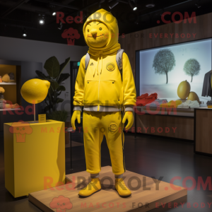 Personaggio mascotte giallo...