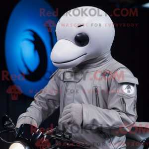 Postava maskota stříbrné...