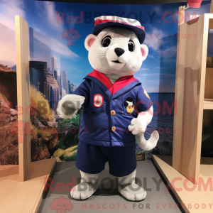 Postava maskota Navy Ferret...
