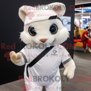 Figura de máscara de esquilo voador branco com uma máscara polo e faixa - Mascotes esquilos voadores - RedBrokoly.com