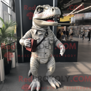 Zilveren Tyrannosaurus...