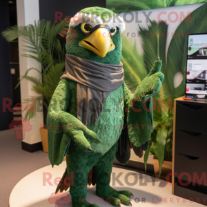 Maskotfigur af en skovgrøn...