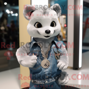 Personaje mascota de una...