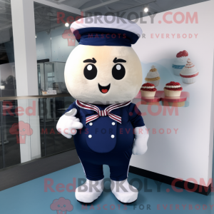 Maskotki z Navy Cupcake w...