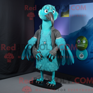 Personagem de máscara de um...