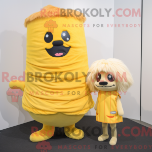 Personagem de máscara de...