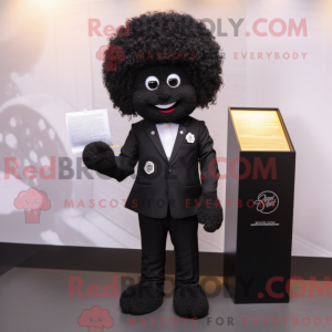 Personnage mascotte d une...