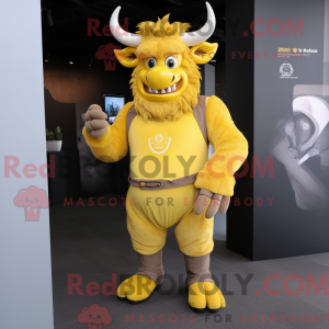 Personagem de máscara de um...