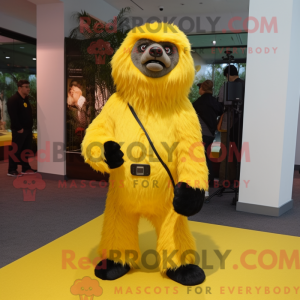 Personaje mascota de un oso...