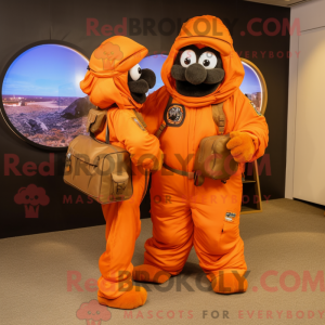 Maskottchen eines Orange...