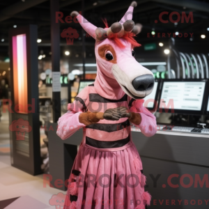 Postava maskota Pink Okapi...