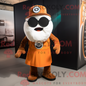 Personnage mascotte d un...