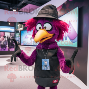Magenta Crow maskot kostume...