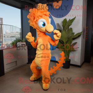 Maskotkarakter af en orange...
