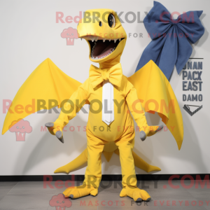 Maskot karakter af en gul...