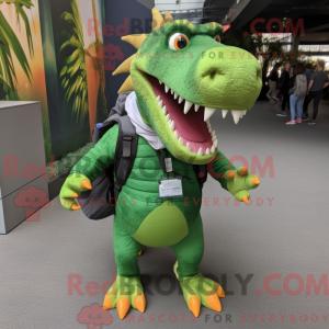 Personagem de máscara de um...