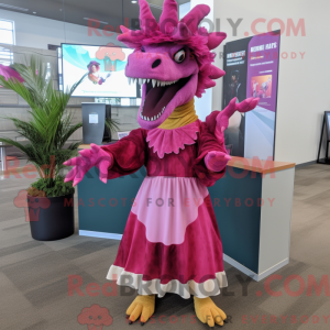 Personagem de máscara de um...