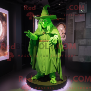 Personagem de máscara de um...
