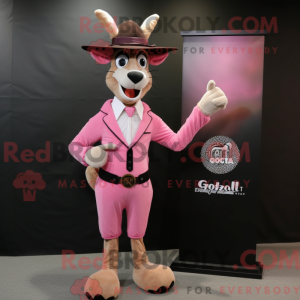 Personagem de máscara de...