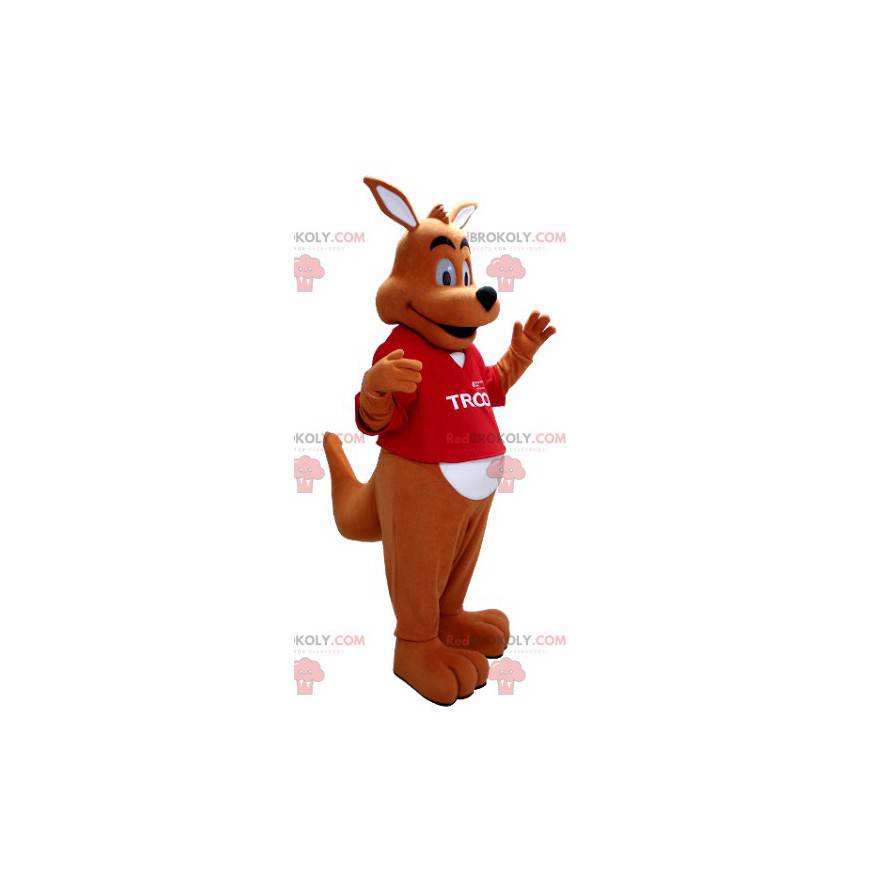 Mascotte de kangourou orange et blanc avec un t-shirt rouge -