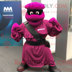 Postava maskota Magenta...