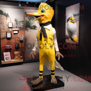 Maskot karakter af en gul...