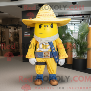 Personagem de máscara de um...