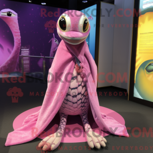 Personagem de máscara de...