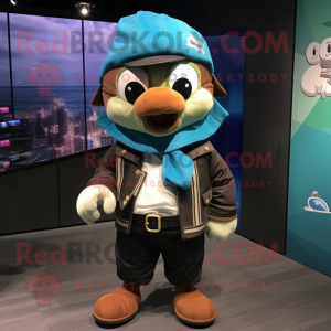 Cyan Pirate maskot kostume...